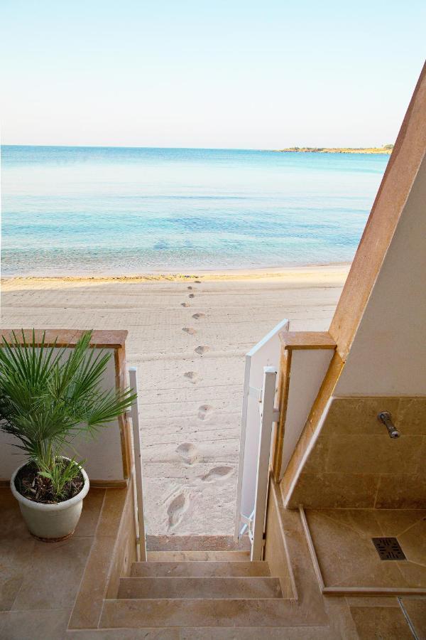 Hotel White Bay Fontane Bianche Esterno foto
